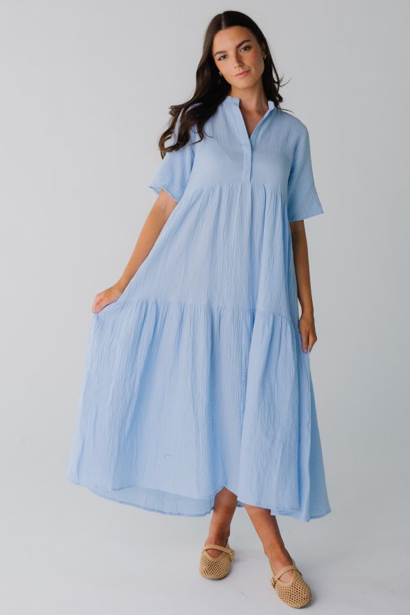 Modest_light_blue_midi_with_V-neckline_and_short_sleeves