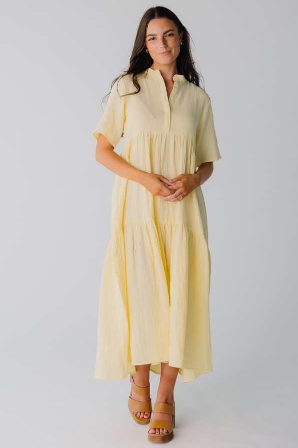 Modest_yellow_midi_dress_with_V-neckline_and_short_sleeves